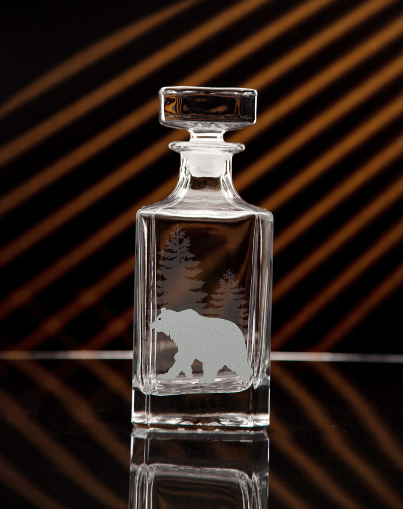 GL224; Square Glass Liquor Decanter