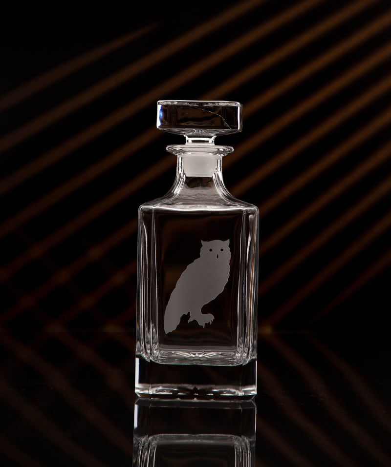 GL224; Square Glass Liquor Decanter